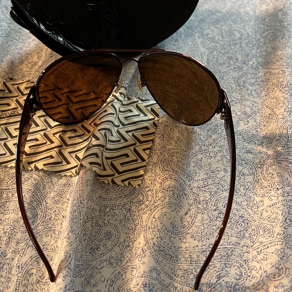 VERSACE Aviator Sunglasses 💯 Authentic - Picture 3 of 9
